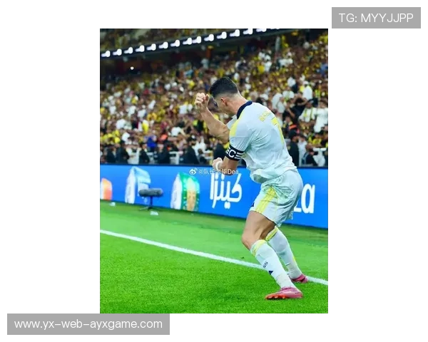 C罗冷静挑射破门，利雅得胜利轻松拿下三分