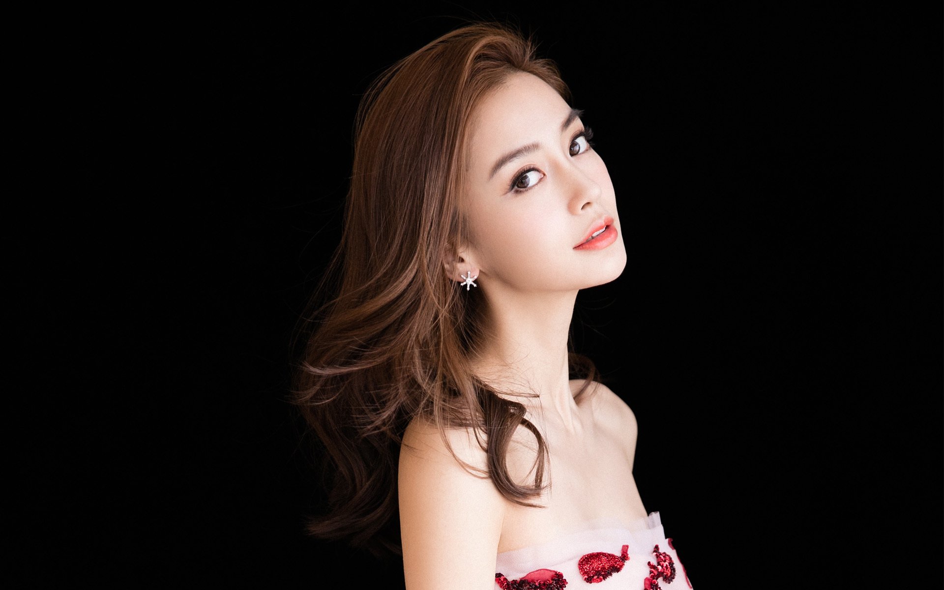 爱游戏体育（AYX）官方APP下载-俱乐部资金风险频繁爆发，俱乐部创业风险