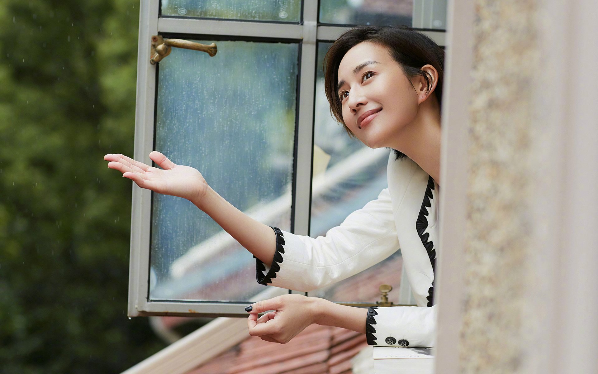 爱游戏app-阵容完整性是否影响五大联赛强队心理稳定性，阵容齐全